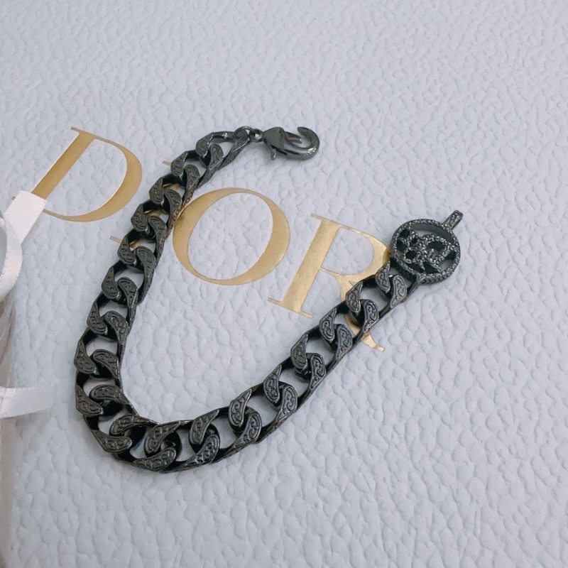 chr1st1an D10r necklaces